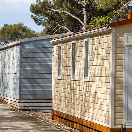 Mobile Homes 'Jakov', Camp Soline ビオグラード・ナ・モル エクステリア 写真