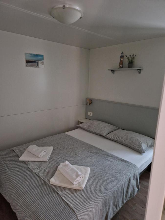 Mobile Homes 'Jakov', Camp Soline ビオグラード・ナ・モル エクステリア 写真