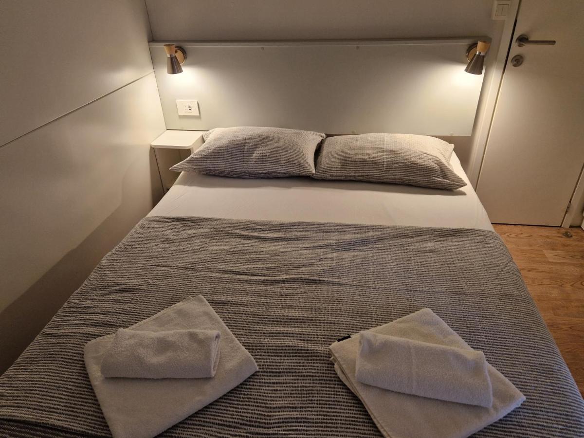 Mobile Homes 'Jakov', Camp Soline ビオグラード・ナ・モル エクステリア 写真